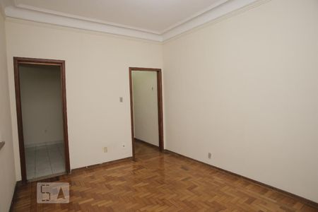 Apartamento à venda com 130m², 3 quartos e sem vagaSala