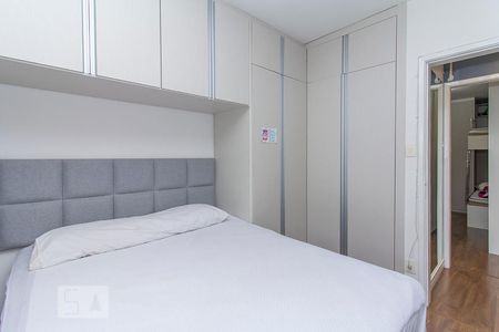 Quarto suíte - Armários de apartamento à venda com 3 quartos, 79m² em Vila Pompéia, São Paulo
