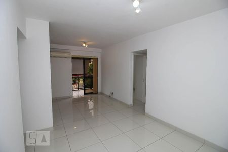 Sala de apartamento para alugar com 3 quartos, 84m² em Botafogo, Rio de Janeiro