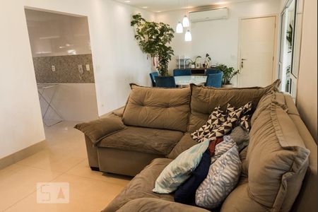 Sala de apartamento à venda com 3 quartos, 110m² em Vila Suzana, São Paulo