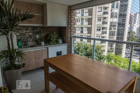 Varanda de apartamento à venda com 3 quartos, 110m² em Vila Suzana, São Paulo