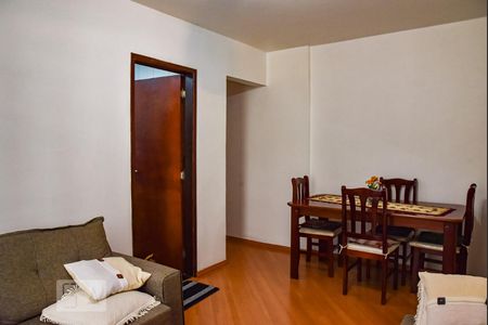 Sala de apartamento à venda com 2 quartos, 84m² em Vila Monumento, São Paulo