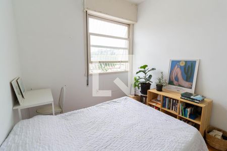 Quarto 1 de apartamento à venda com 2 quartos, 72m² em Laranjeiras, Rio de Janeiro