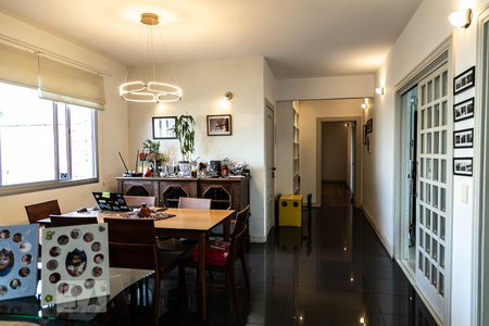 Sala de apartamento à venda com 4 quartos, 186m² em Real Parque, São Paulo