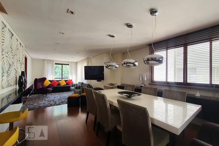 Sala de apartamento para alugar com 3 quartos, 137m² em Aclimação, São Paulo