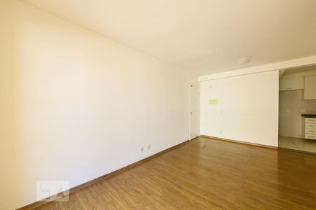 Sala de apartamento para alugar com 3 quartos, 76m² em Picanço, Guarulhos