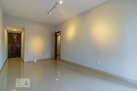 Sala de apartamento para alugar com 2 quartos, 70m² em Cordovil, Rio de Janeiro