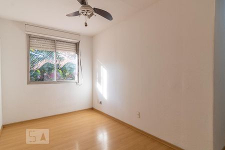 Sala de apartamento para alugar com 2 quartos, 55m² em Jardim Itu Sabará, Porto Alegre