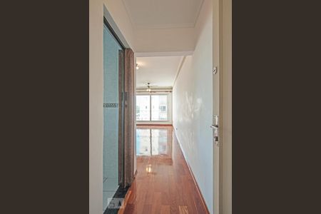 Hall de Entrada de apartamento para alugar com 2 quartos, 60m² em Nova Piraju, São Paulo