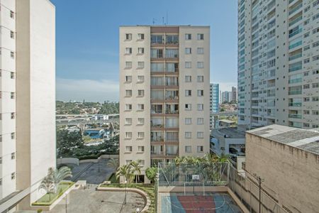 Vista da Sala de apartamento para alugar com 2 quartos, 60m² em Nova Piraju, São Paulo