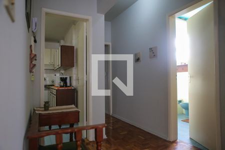 Corredor de apartamento para alugar com 2 quartos, 112m² em Gonzaga, Santos