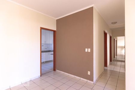 Sala e Corredor Quartos de apartamento para alugar com 3 quartos, 78m² em Parque dos Lagos, Ribeirão Preto