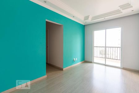 Sala de apartamento para alugar com 3 quartos, 65m² em Umuarama, Osasco