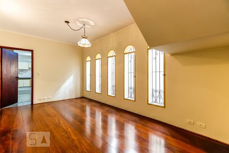 Sala  de casa para alugar com 3 quartos, 310m² em Vila Mazzei, São Paulo