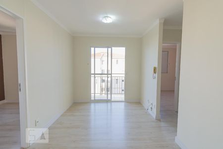 Sala de apartamento para alugar com 3 quartos, 52m² em Vila Marieta, Campinas