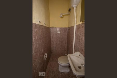 Banheiro de kitnet/studio à venda com 1 quarto, 35m² em Penha Circular, Rio de Janeiro