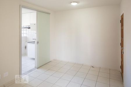 Sala de apartamento à venda com 3 quartos, 70m² em Ipiranga, Belo Horizonte