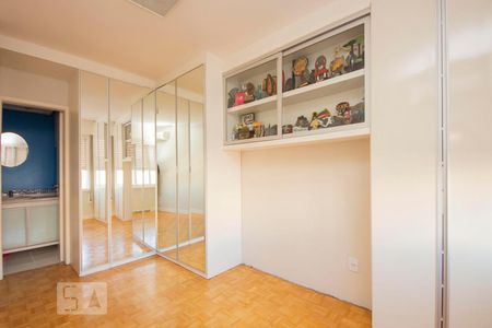 Quarto  de apartamento para alugar com 1 quarto, 40m² em São João, Porto Alegre