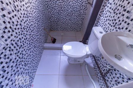 Banheiro de apartamento para alugar com 1 quarto, 24m² em Méier, Rio de Janeiro