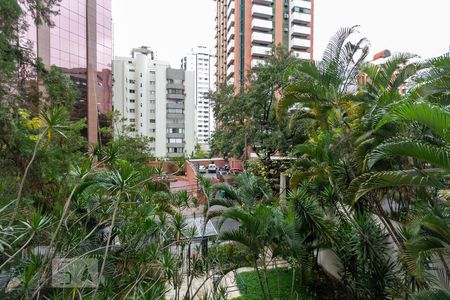 vista de apartamento para alugar com 2 quartos, 143m² em Jardim Europa, São Paulo