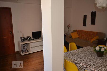 Sala de apartamento para alugar com 2 quartos, 61m² em Copacabana, Rio de Janeiro