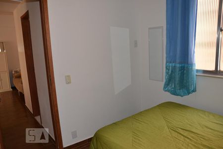 Quarto 1 de apartamento para alugar com 2 quartos, 61m² em Copacabana, Rio de Janeiro