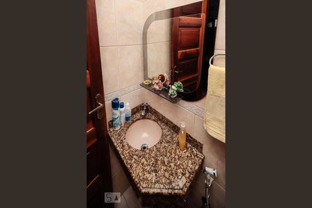 Banheiro de casa à venda com 3 quartos, 200m² em Riachuelo, Rio de Janeiro