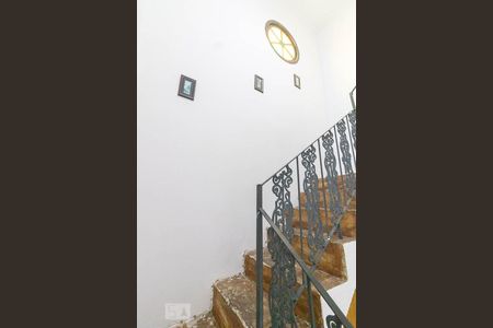Escada de casa à venda com 3 quartos, 140m² em Parque Marajoara, Santo André