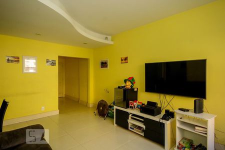 Sala de apartamento à venda com 3 quartos, 118m² em Jardim Peri, Rio de Janeiro