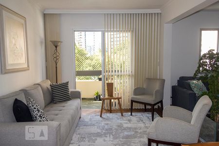 Sala de apartamento para alugar com 3 quartos, 80m² em Vila Olímpia, São Paulo