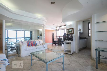 Sala de apartamento para alugar com 2 quartos, 90m² em Barra da Tijuca, Rio de Janeiro