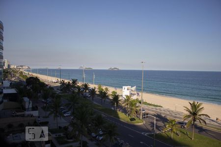 Vista da Varanda de apartamento para alugar com 1 quarto, 45m² em Barra da Tijuca, Rio de Janeiro