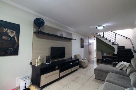 Sala de casa à venda com 3 quartos, 200m² em Chácara Mafalda, São Paulo
