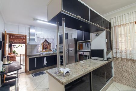 Cozinha de casa à venda com 3 quartos, 200m² em Chácara Mafalda, São Paulo