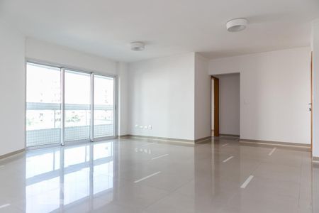 Sala de apartamento para alugar com 4 quartos, 175m² em Ponta da Praia, Santos