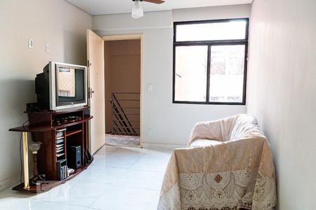 Sala de apartamento para alugar com 2 quartos, 65m² em São Francisco, Belo Horizonte