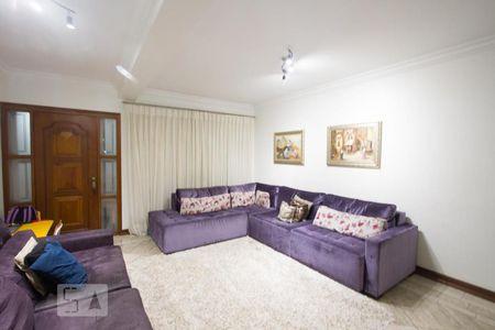 Casa à venda com 125m², 2 quartos e 2 vagasSala