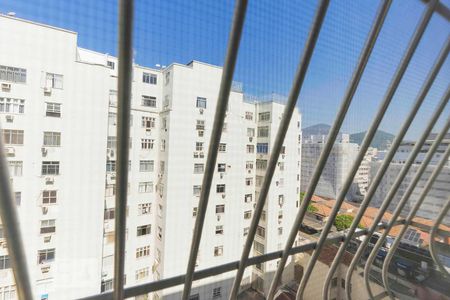 Vista da Sala/Quarto de kitnet/studio para alugar com 1 quarto, 20m² em Botafogo, Rio de Janeiro