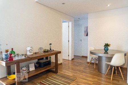 Sala de apartamento para alugar com 2 quartos, 76m² em Santa Cecília, São Paulo