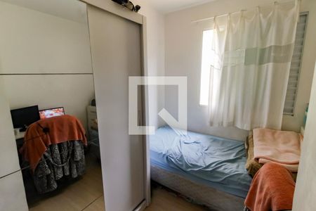 Quarto de apartamento para alugar com 3 quartos, 90m² em Parque Marabá, Taboão da Serra