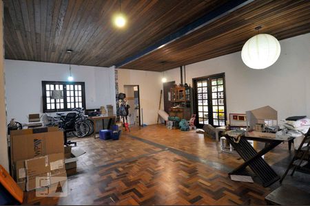 Sala de casa para alugar com 5 quartos, 550m² em Vila Pirajussara, São Paulo