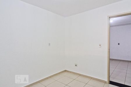 Quarto 1 de casa para alugar com 2 quartos, 60m² em Vila Miriam, São Paulo