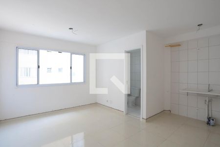 Sala  de kitnet/studio para alugar com 1 quarto, 24m² em Vila Campanela, São Paulo