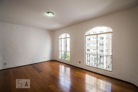 Sala de apartamento para alugar com 3 quartos, 197m² em Cambuí, Campinas