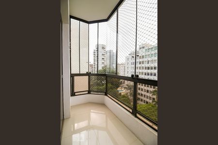 Sacada da Sala de apartamento à venda com 4 quartos, 180m² em Campo Belo, São Paulo
