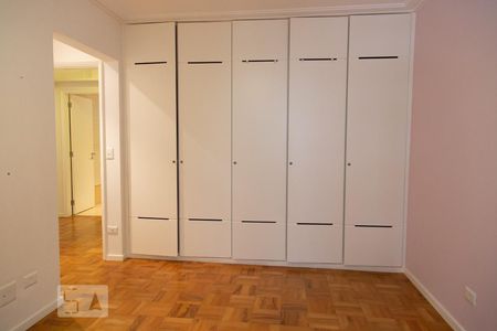 Quarto 1 de apartamento para alugar com 3 quartos, 138m² em Itaim Bibi, São Paulo