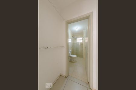 Entrada - Banheiro de apartamento para alugar com 1 quarto, 43m² em Centro, Campinas