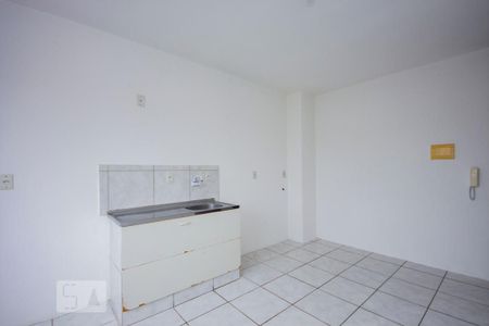 Cozinha de apartamento para alugar com 1 quarto, 40m² em Navegantes, Porto Alegre