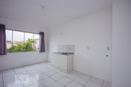 Cozinha de apartamento para alugar com 1 quarto, 40m² em Navegantes, Porto Alegre