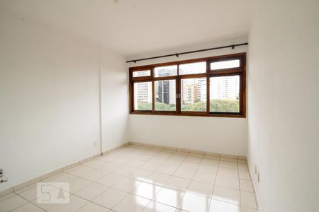 Sala de apartamento para alugar com 2 quartos, 66m² em Liberdade, São Paulo